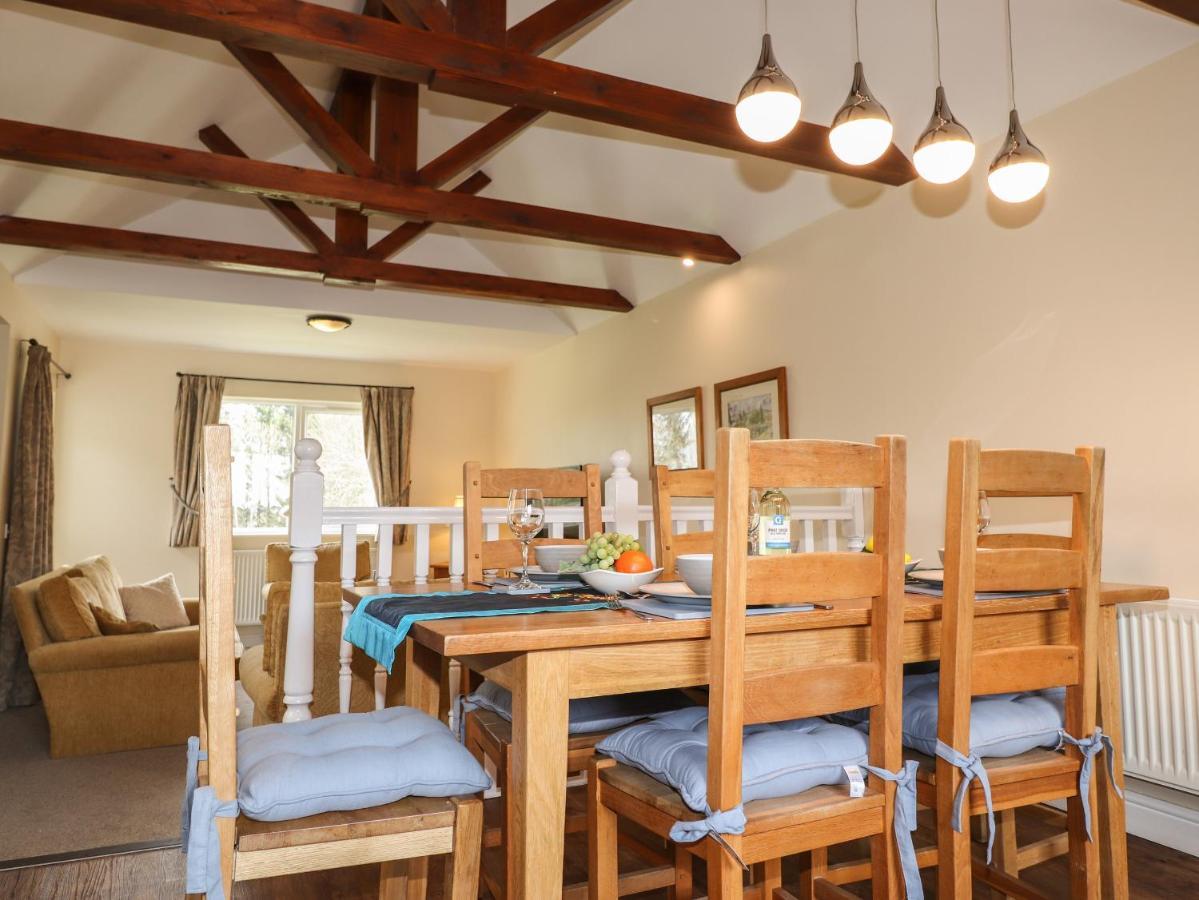 Tilly Mint Cottage เพนริท ภายนอก รูปภาพ